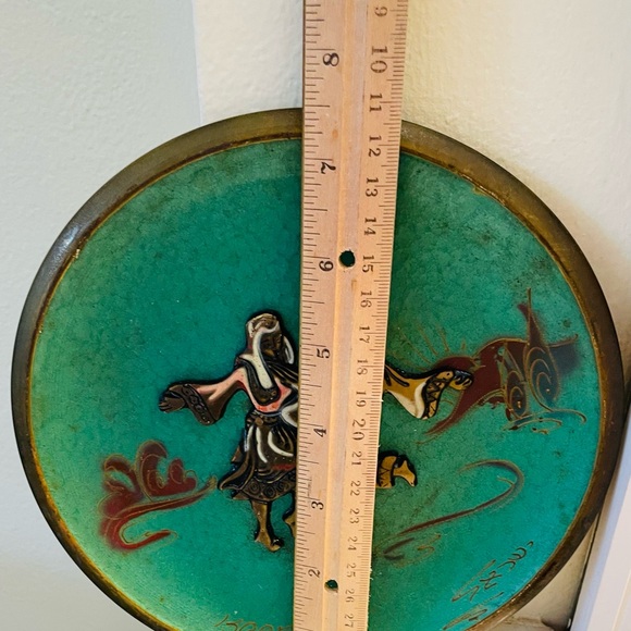 Judaica-Dayagi-Israel vintage 1950’s-brass enameled plate-couple dancing Horah - Picture 2 of 3